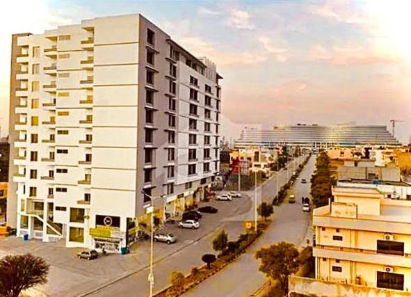 Atrium High Suite 2Bed Family Apartment Near Giga Mall Ісламабад Екстер'єр фото